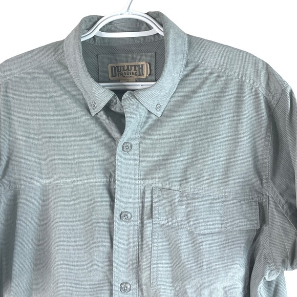Duluth Trading Co Other - Duluth Vented Button Down Shirt Mens M Gray Short Sleeve‎ Utility Stretch